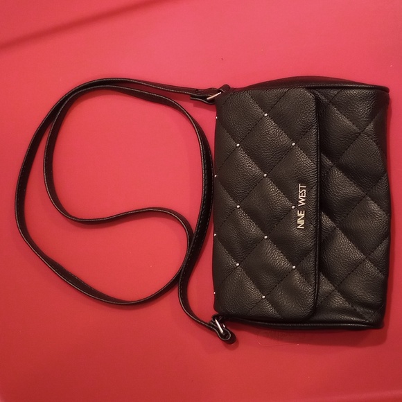 Nine West small purse - Picture 1 of 5